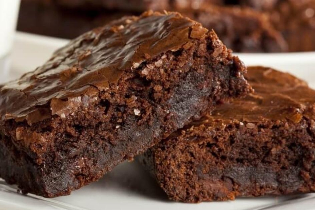 Bolo brownie de banana, mais gostoso da internet e você precisa provar