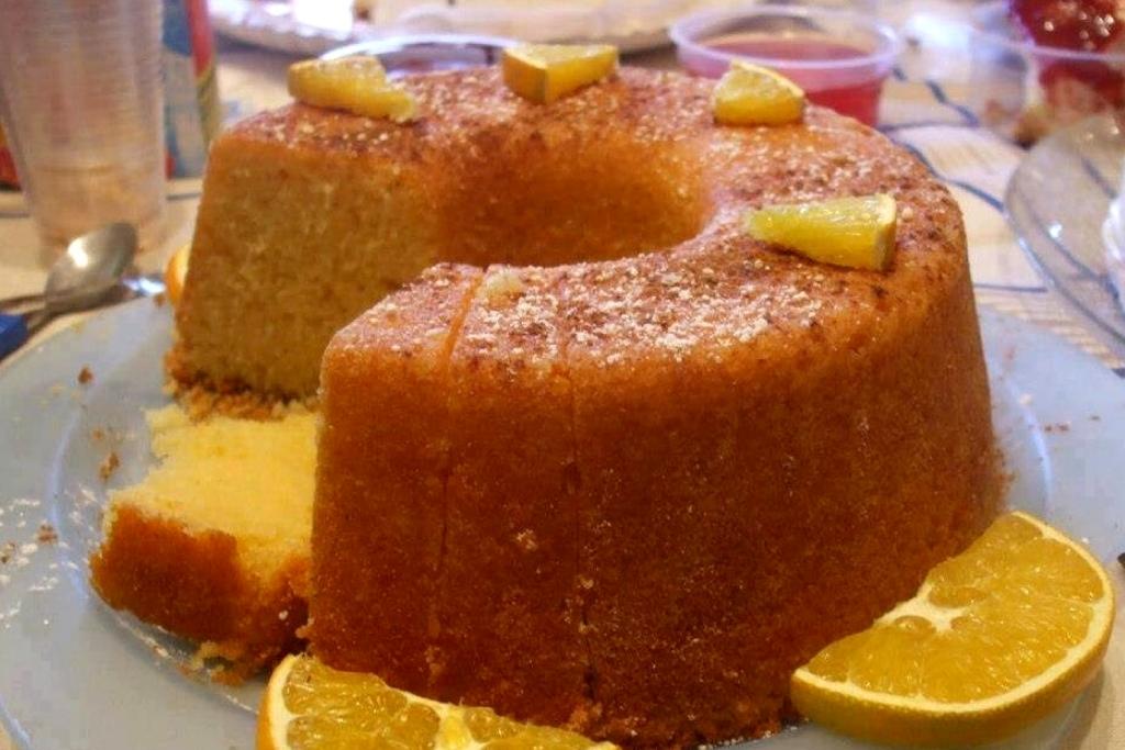 Bolo de laranja no liquidificador, fica tão perfeito e molhadinho não deixe de fazer