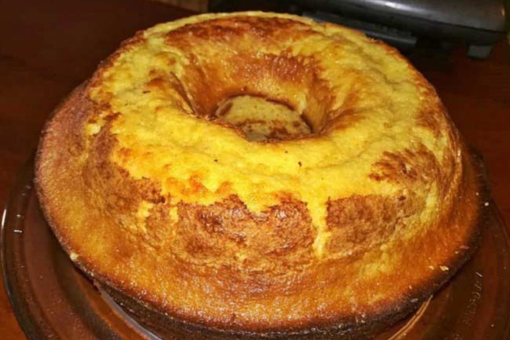 Bolo de limão simples, você vai se apaixonar por esse sensacional bolo de limão dos deuses