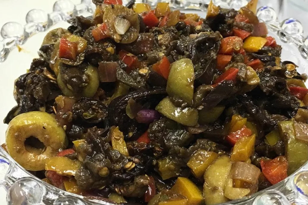 Caponata de berinjela à siciliana, para suas entradinhas ficarem mais saborosas