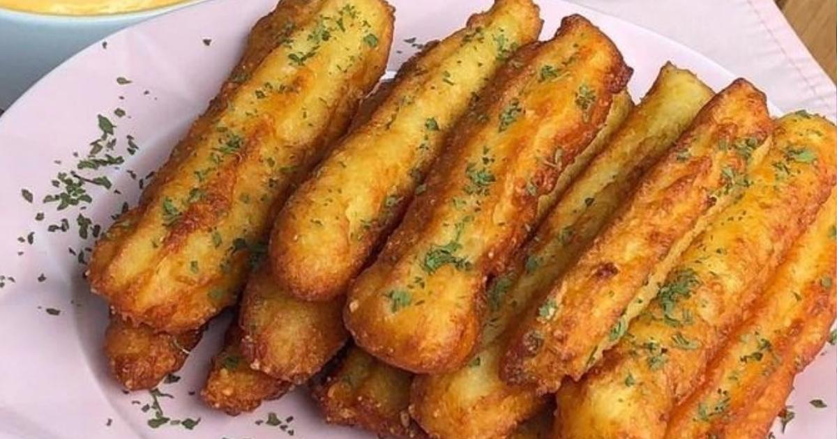 Churros de Batata Com Molho de Queijo Fácil!