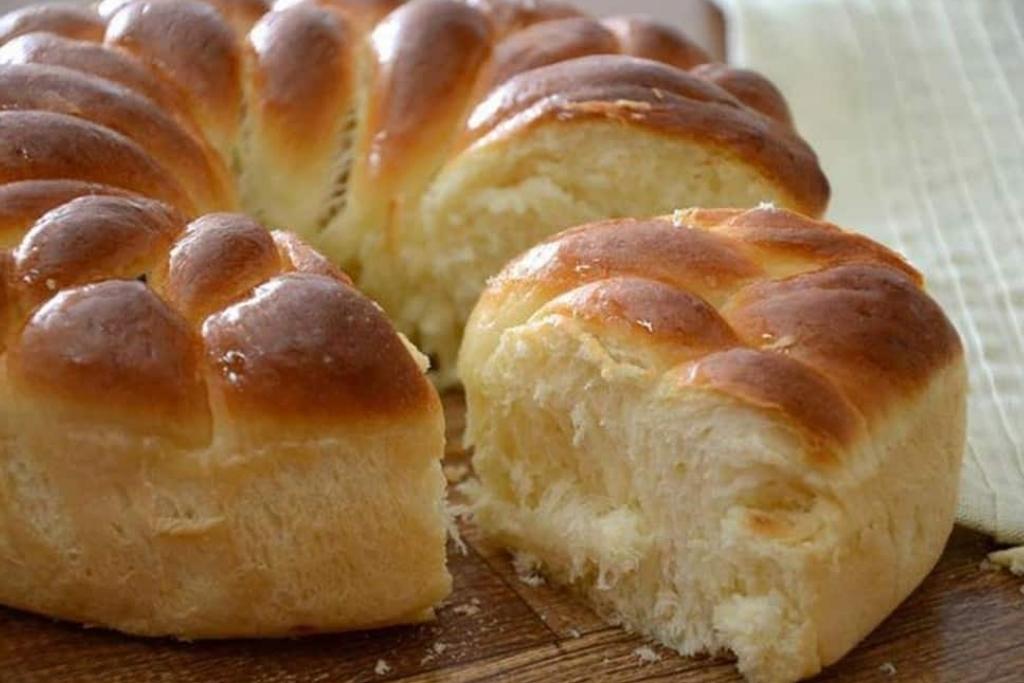 Rosca macia fácil, feita com ingredientes que você tem no armário